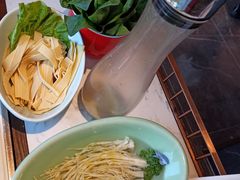 -捞神煲汤火锅(湖滨商业街店)