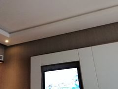 -昆明中心皇冠假日酒店