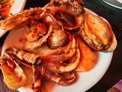-鑫渔港海鲜本地菜·山海关浑锅(东戴河店)