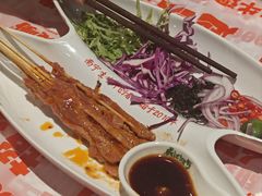 -威记烧嘢·南宁烧烤·超级生牛(绿地店)