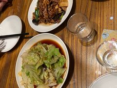 -泉畔人家·老济南经典鲁菜(大明湖店)