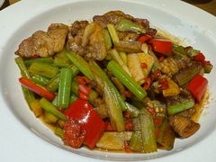 -嫩芽 ·地道重庆菜(十八梯露台夜景店)