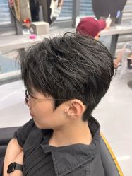 点击看大图 -宫铭烫发染发接发店