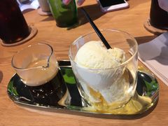 -ZING COFFEE 镜咖啡