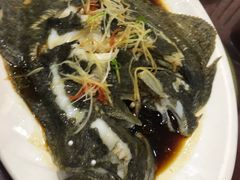-绿岛酒楼(小海地店)