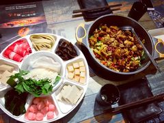 -鸡遇虾煲干锅火锅(小寨金莎店)