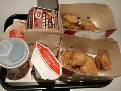 -肯德基(嘉善路地铁站店)