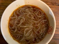 万记特色酸辣粉-万记麻辣烫国展总店