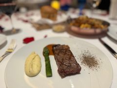 -AZUR聚(香格里拉饭店)