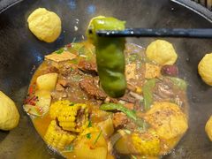 -袁小二大东北铁锅炖(吉祥村总部)