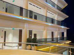 -三亚湾海居铂尔曼度假酒店