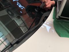 -鲨鱼皮汽车凹陷玻璃修复(静安店)