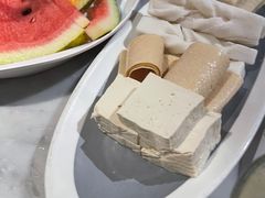 -尚尚仙·酸汤猪手·猪肚鸡火锅(华联万柳购物中心店)