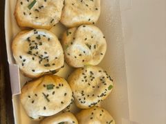 -香山胡记吴江路生煎(灵山路店)