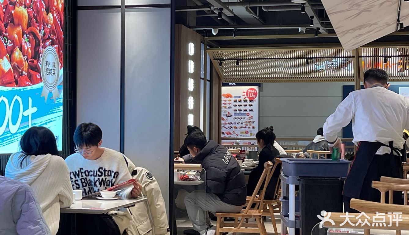没有什么是一顿川菜不能解决的！如果有，那就两顿[得意][得意][得意]
