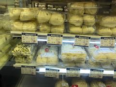 -白玉兰食品(中山公园龙之梦店)