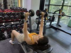 -享受健身·美体塑形馆