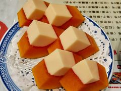 木瓜奶冻-广信牛奶甜品世家(台东店)