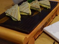 青稞小米饼-品味泸沽湖•民族特色菜(大落水店)