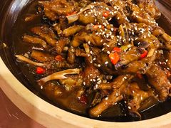 招牌烧鸡脚-小辉哥大排档(船山路总店)