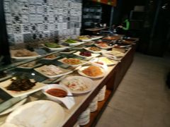 自助取餐区-爱9味·火锅自助主题餐厅(西站店)