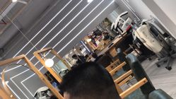 -苏豪路易士·嘉玛发廊