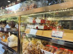 面包甜点陈列柜-京天红酒家(虎坊路店)