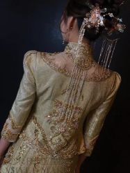 -艾米丽婚纱礼服