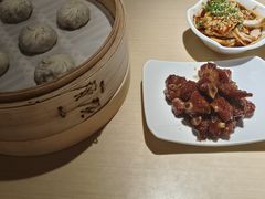 蟹粉小笼包-鼎泰丰(当代商城店)