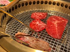 -铭牛烧肉·和牛海鲜自助(高新月牙湖店)