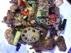 -三人行骨头王火锅(长寿店)