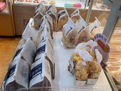 -好利来(彩香店)