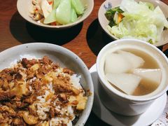 卤肉饭套餐-红猪卤肉饭(大西洋美食城店)