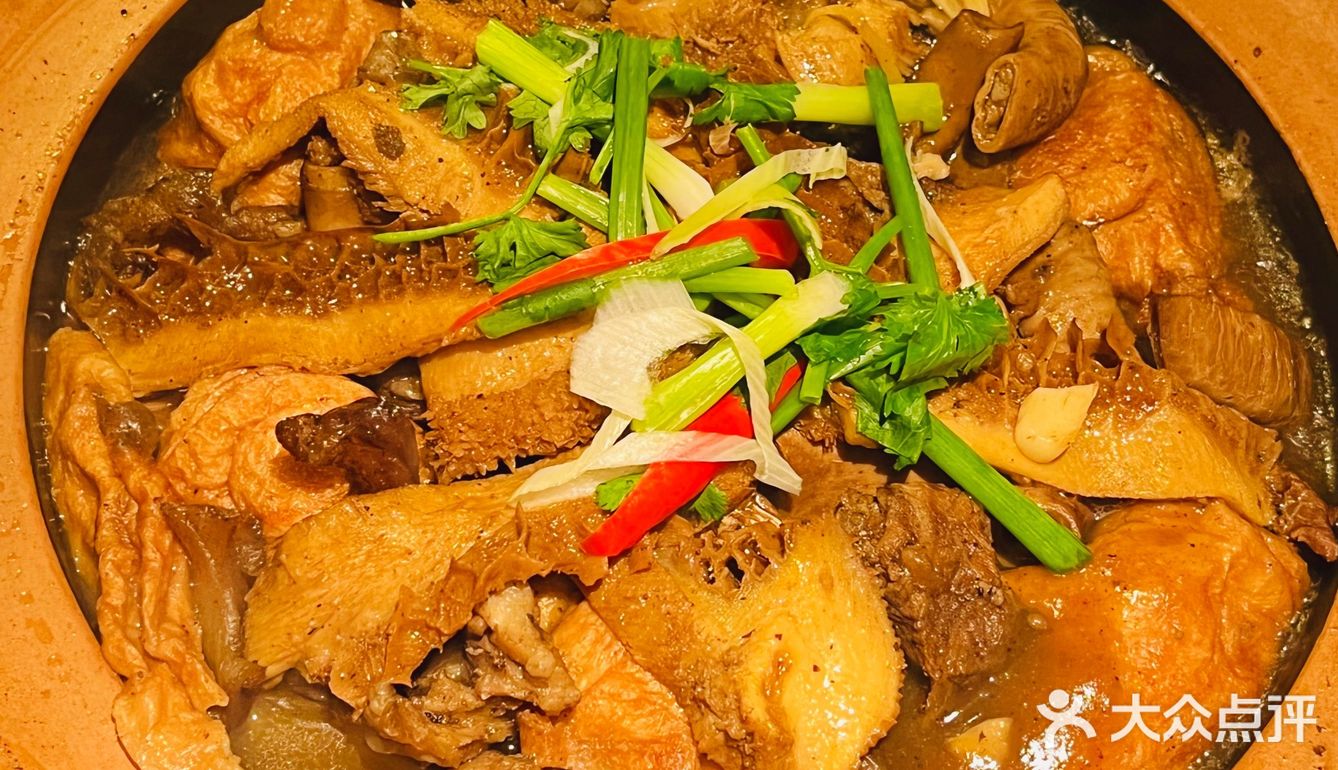 广州旅游必吃榜打卡点/龚印记牛骨牛杂屋