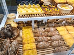 -焙丽拾光(麦凯乐直营店)