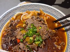 -粉吖吖·邵阳米粉(体育西路店)