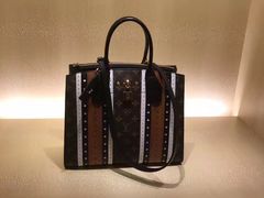 -路易·威登(香榭丽舍大道店)