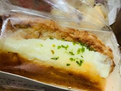 猪排面包-莉莲蛋挞(日月光店)
