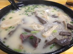 -津津老鸭粉丝馆(正东路店)