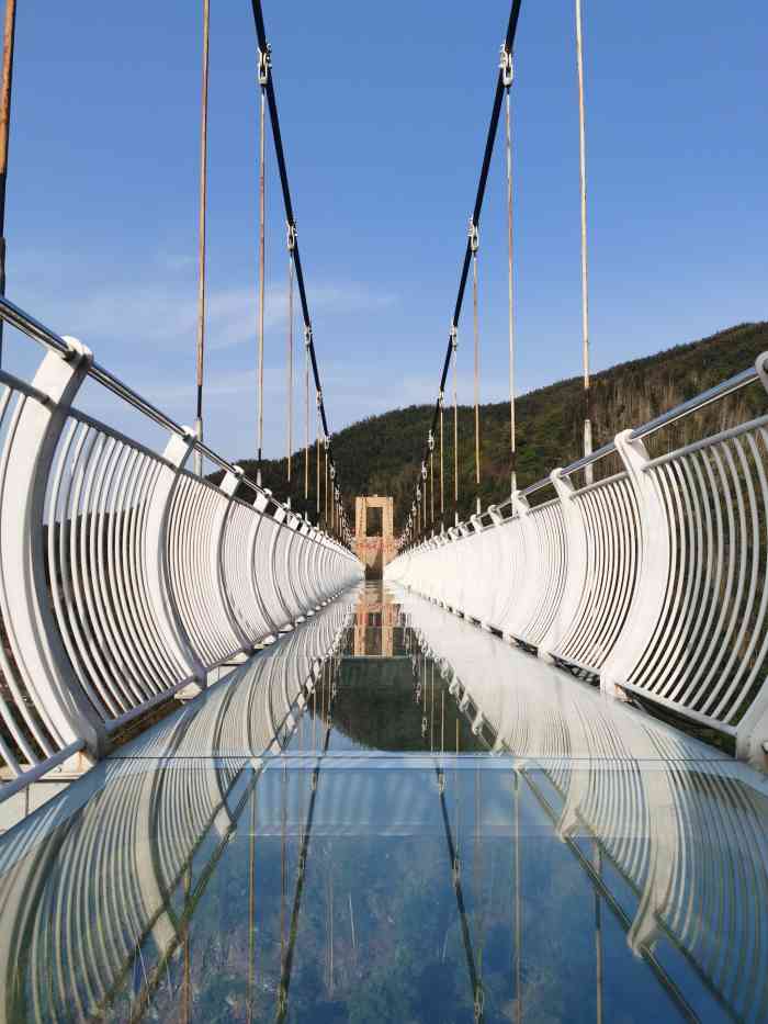 梅岭月亮湾山体公园-"月亮湾,离南昌市红谷滩好近,二十几分钟车.