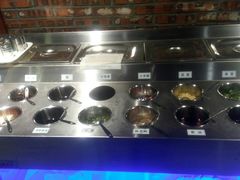 自助调料区-義聚德·清真铜锅涮羊肉·烧烤(河东店)