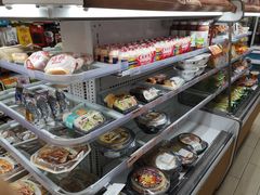 -全家便利店(天目山路三店)