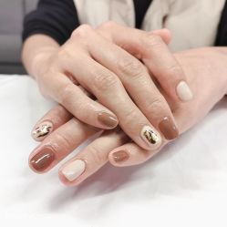 -媄甲诗美甲美睫