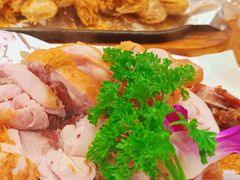 -老东镇啤酒屋海鲜加工·蒸汽海鲜·海鲜烧烤(台东店)