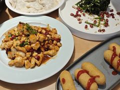 -东方饺子王(重庆路亚泰店)