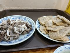 老北京炸灌肠-门框胡同百年卤煮(新街口店)
