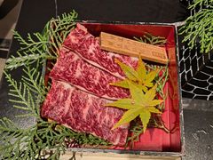 -山川小町·极番烧肉(新地假日广场店)