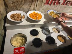 -城墙拐拐火锅(三峡广场黑金冠店)