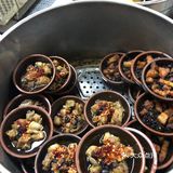 提醒大家不要看牌子点单,去取餐的窗口点单