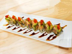 招牌牛油果绿龙卷-牛油果大师寿司(瑞景店)